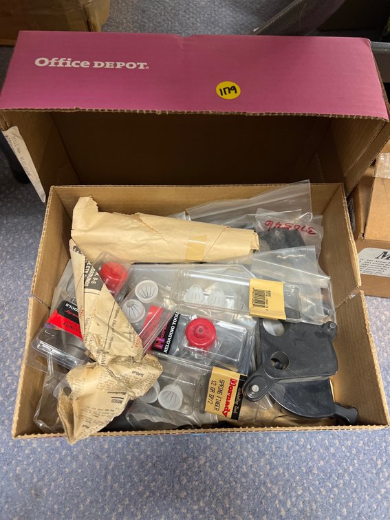 Box w/ Reloading Supplies