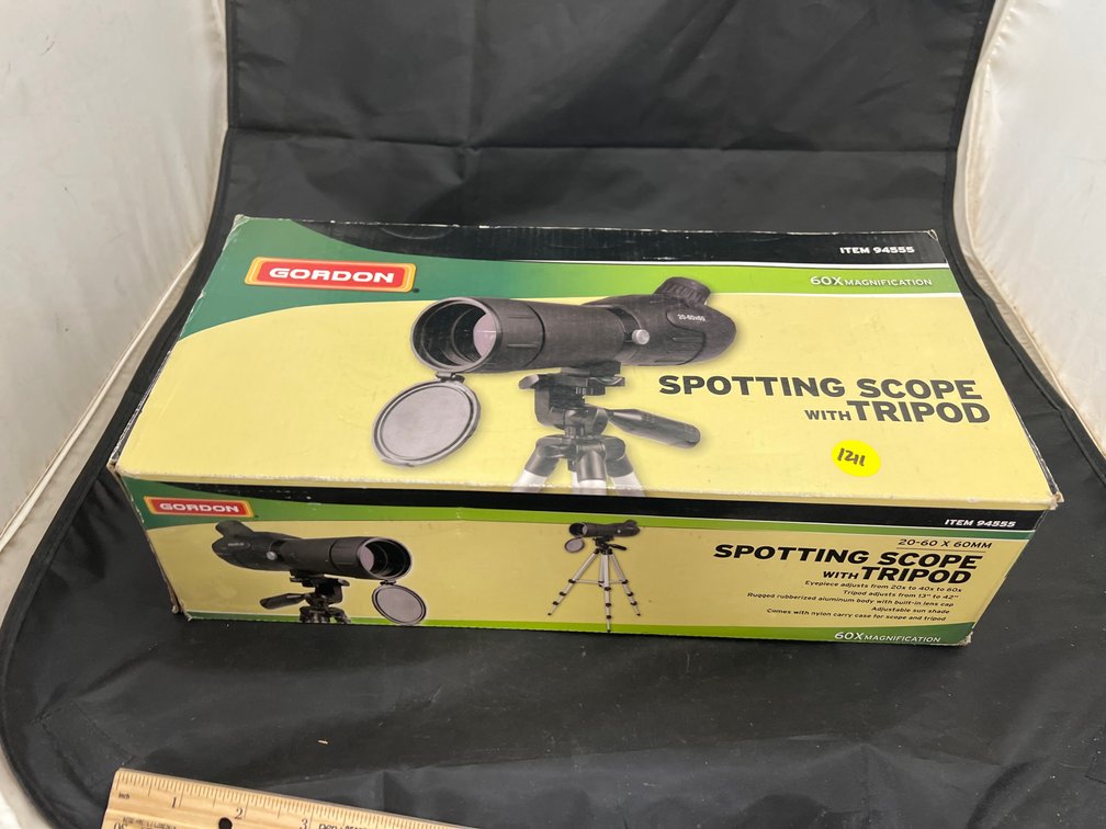 Gordon Spotting Scope w/Tripod