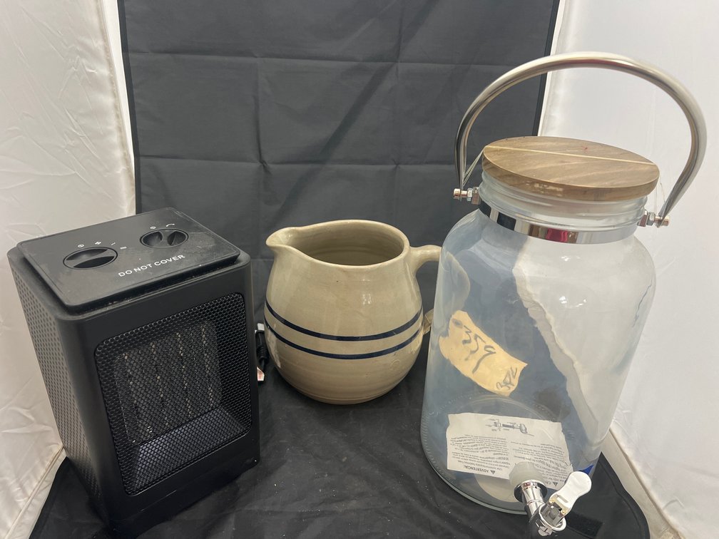 3 Pcs - Crock Pitcher - Glass Drink Dispenser - Space Heater