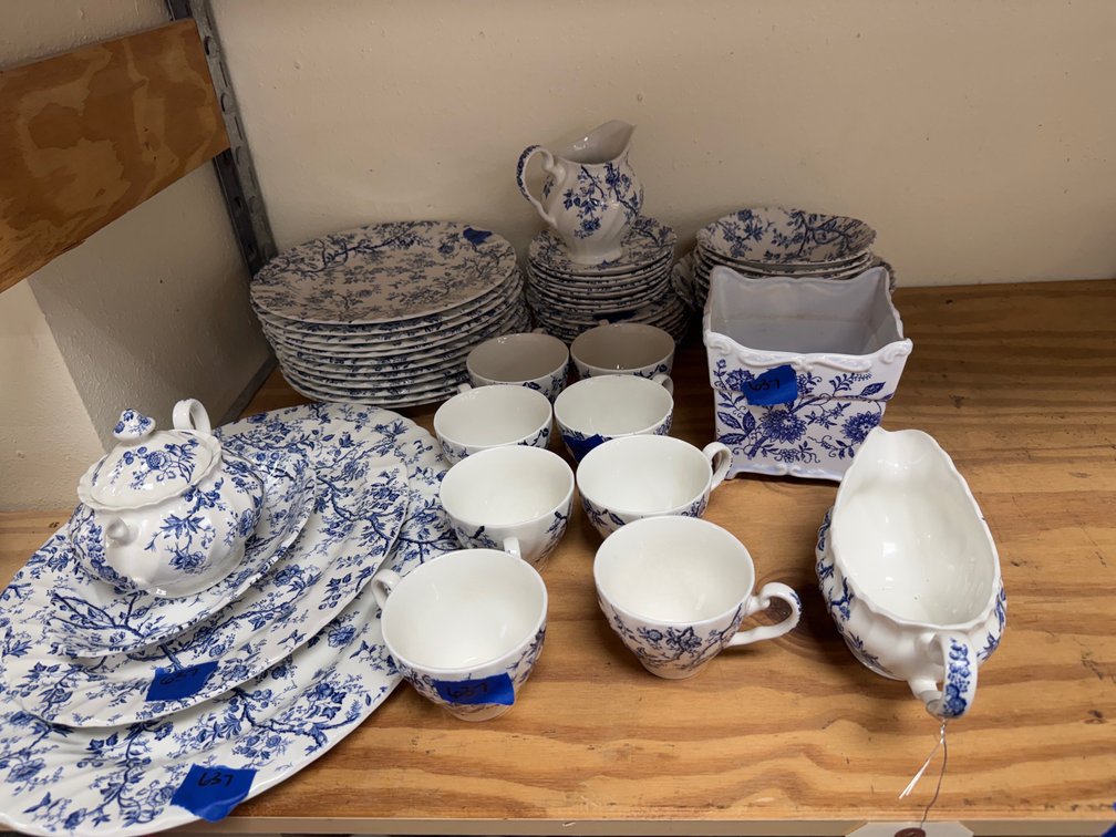 Old Bradbury Dinnerware