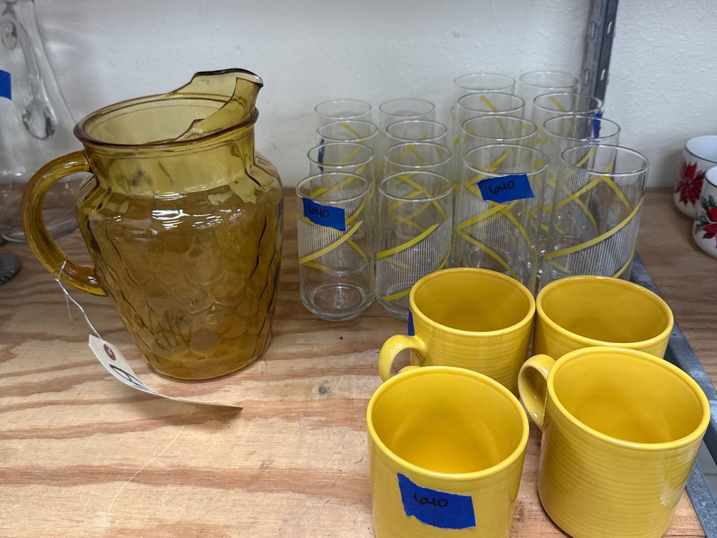 Yellow Cups - Amber Pitcher & Tumblers