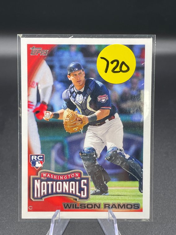 ROOKIE CARD 2010 TOPPS WILSON RAMOS