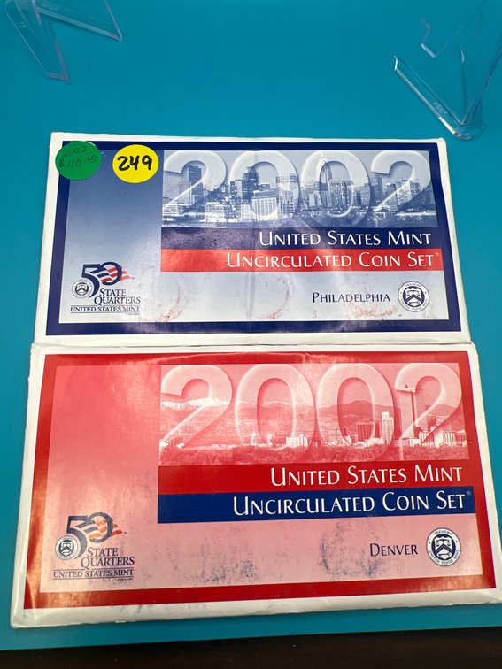 2002 Denver & Philadelphia Uncirculated Coin Sets