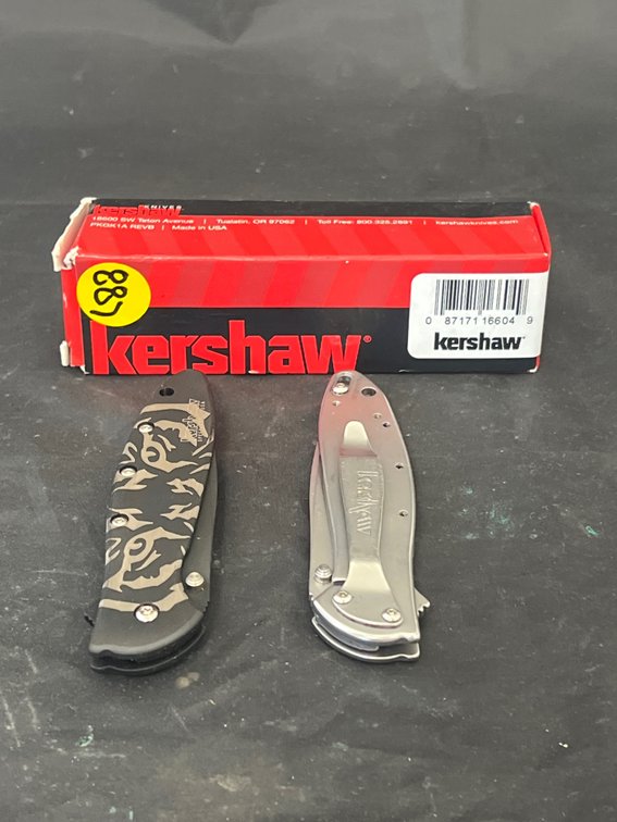 2 Kershaw Folding Knives in box
