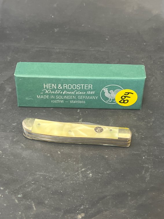 Hen & Rooster 2-Blade Folding Knife in box