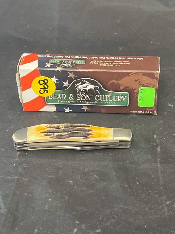 Bear & Sons 2-Blade Folding Knife in box