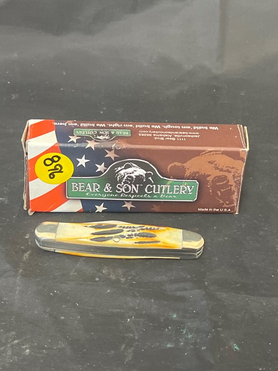 Bear & Sons 2-Blade Folding Knife in box