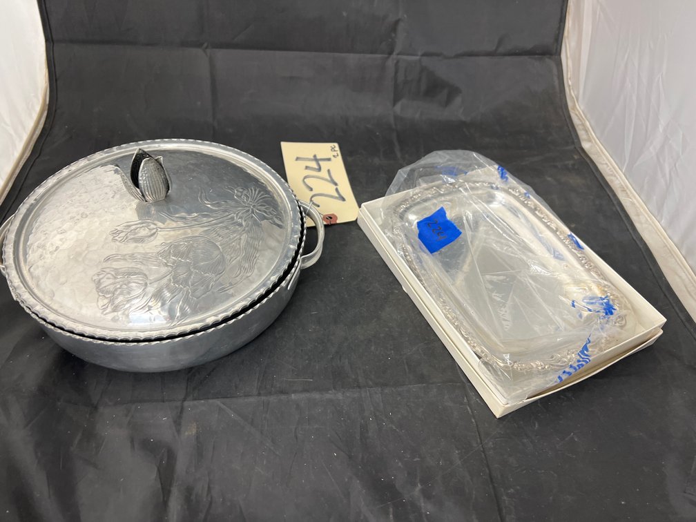 2 Pcs - Oneida Silver Toned Tray & Aluminum Covered Dish