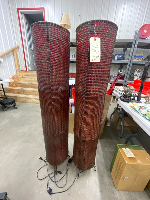 2 Pcs - Oriental Floor Lamps