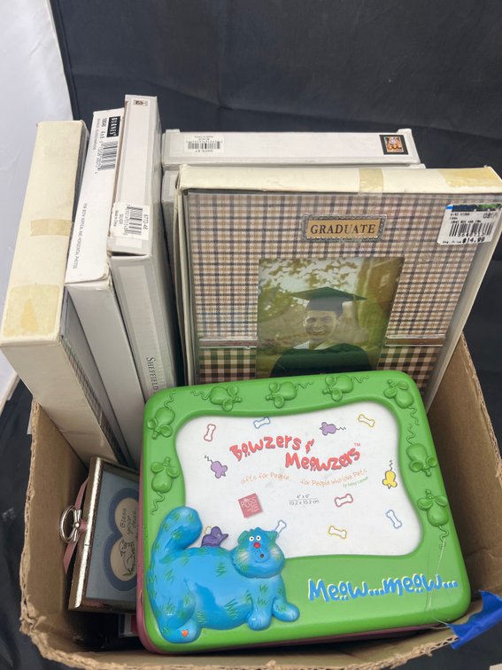 Assorted Picture Frames