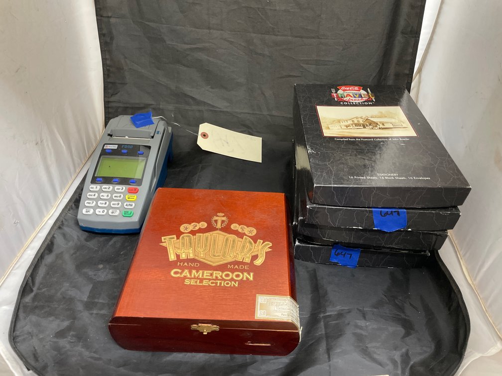 Card Reader - Wooden Cigar Box - Note Paper