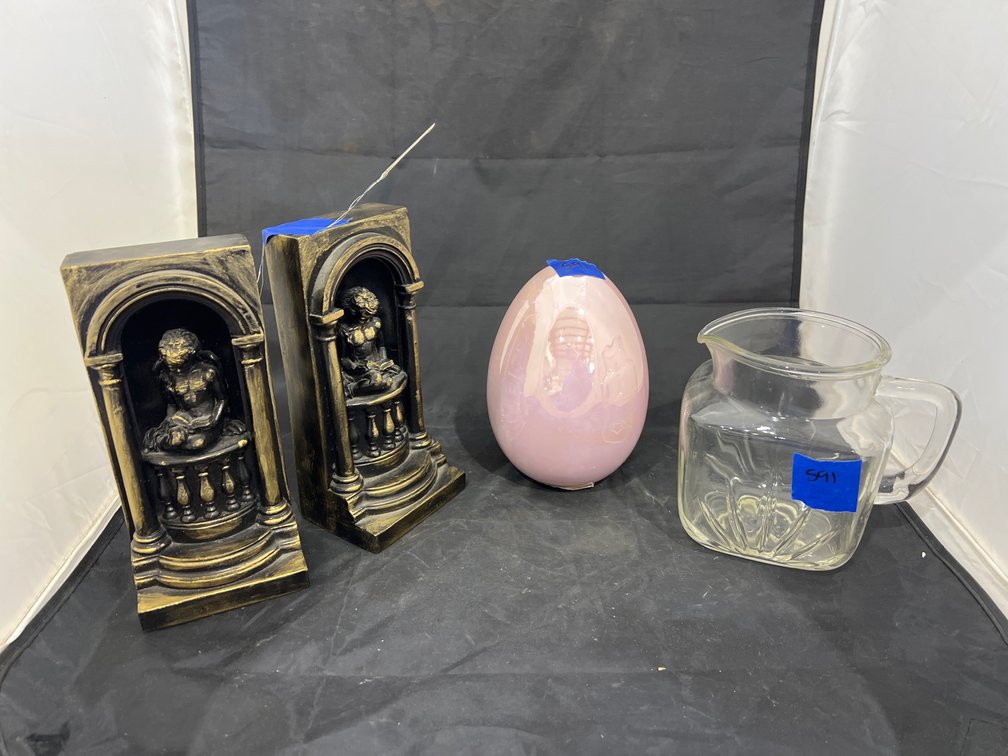 Pair Bookends - Pitcher - Easter Egg Decor