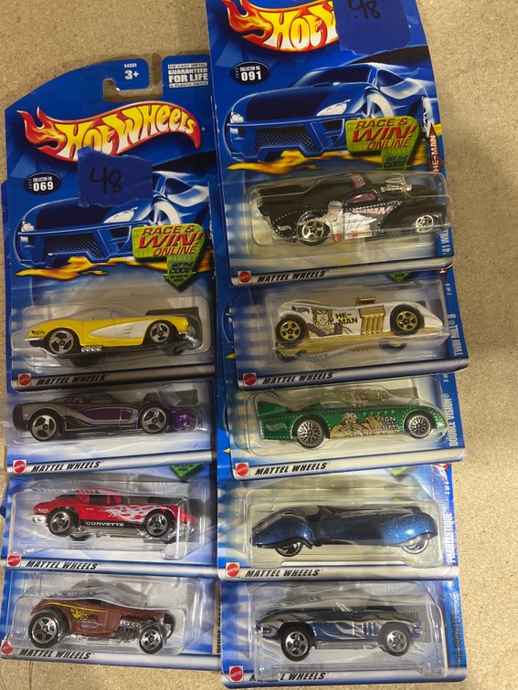 9 Pcs - Hot Wheels Cars in Pkg