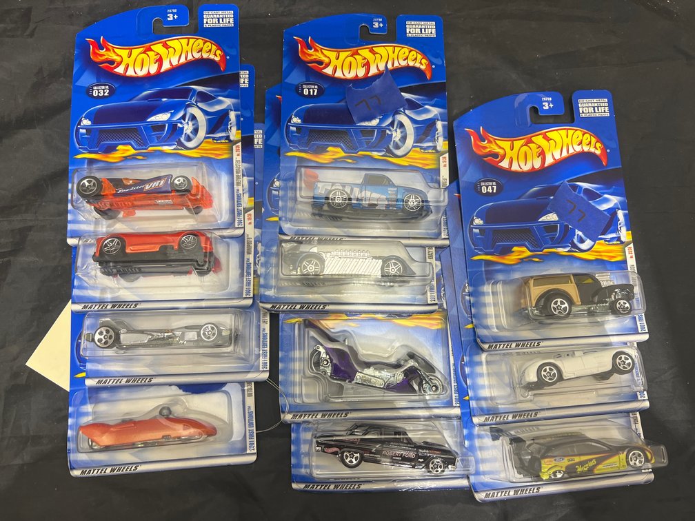 11 Pcs - Hot Wheels Cars NIP