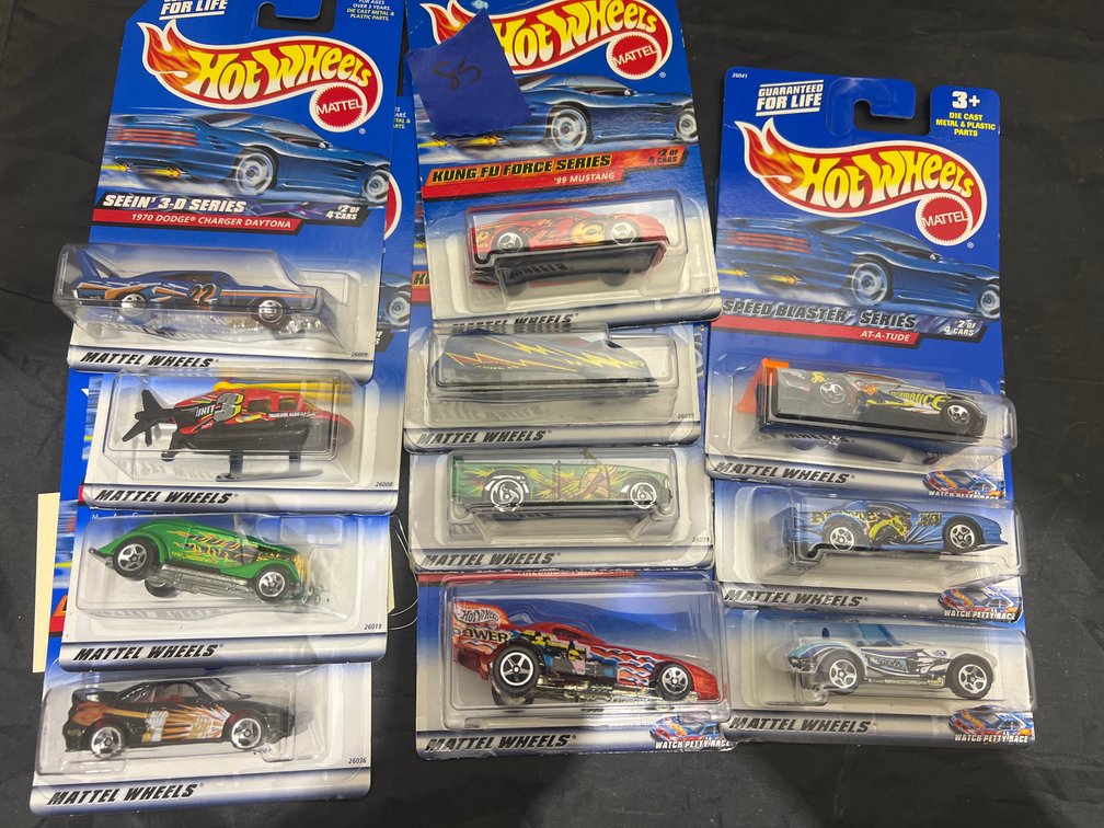 11 Pcs - Hot Wheels Cars NIP