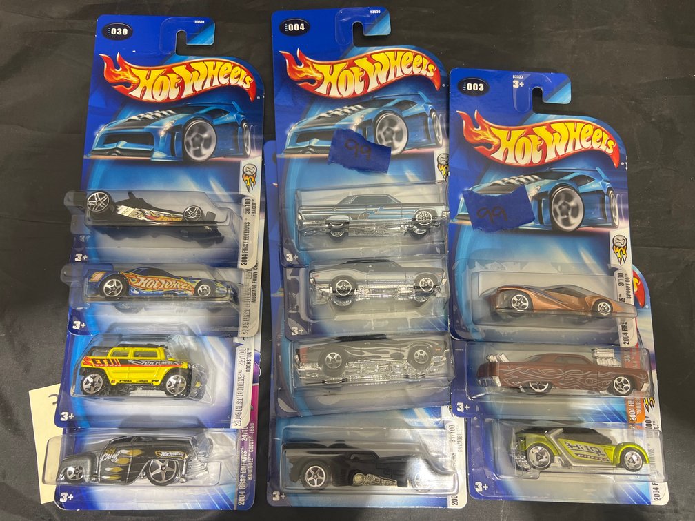 11 Pcs - Hot Wheels Cars NIP