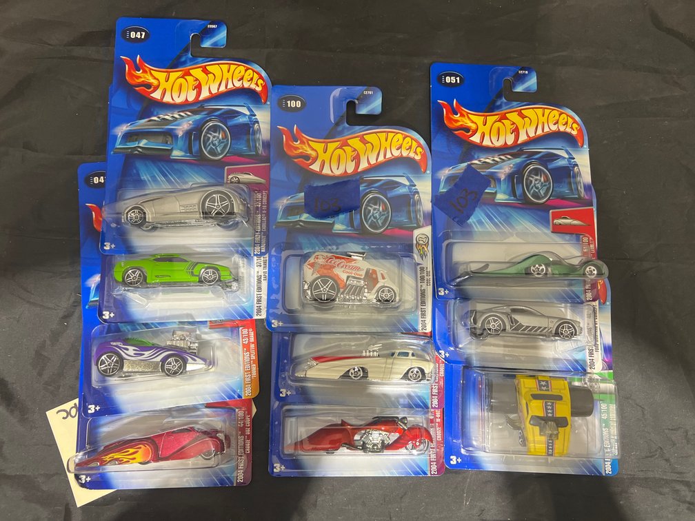 10 Pcs - Hot Wheels Cars NIP