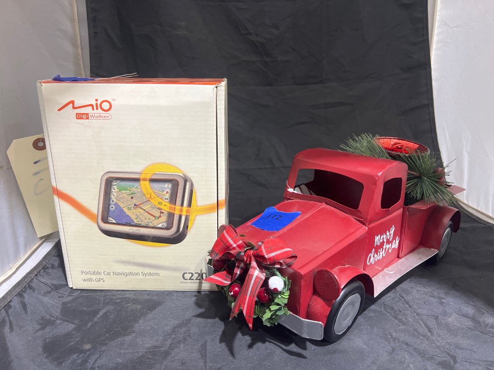 2 Pcs - Mio Portable Car Navigation System & Metal Truck Holiday Candle