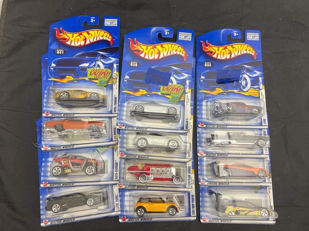 12 Pcs - Hot Wheels Cars NIP