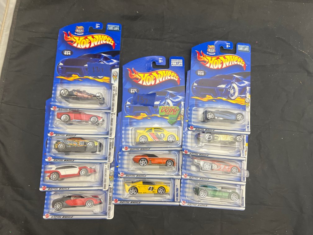 12 Pcs - Hot Wheels Cars NIP