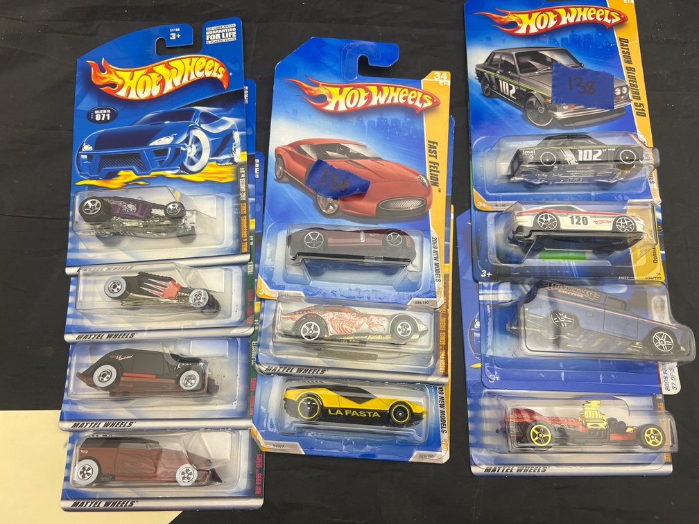 11 Pcs - Hot Wheels Cars NIP