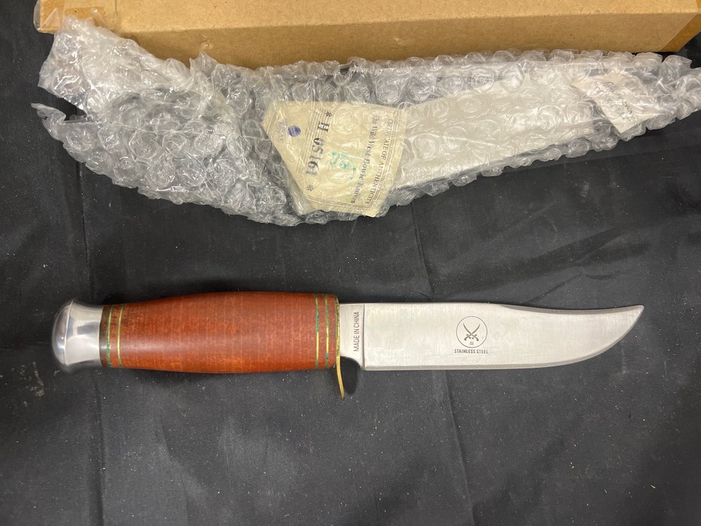Wild West Bowie Knife in box