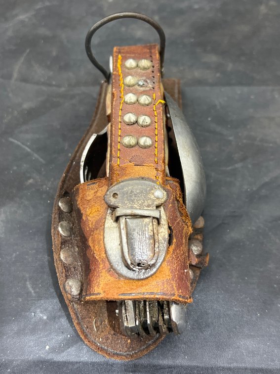 Multi Tool w/Leather Holster