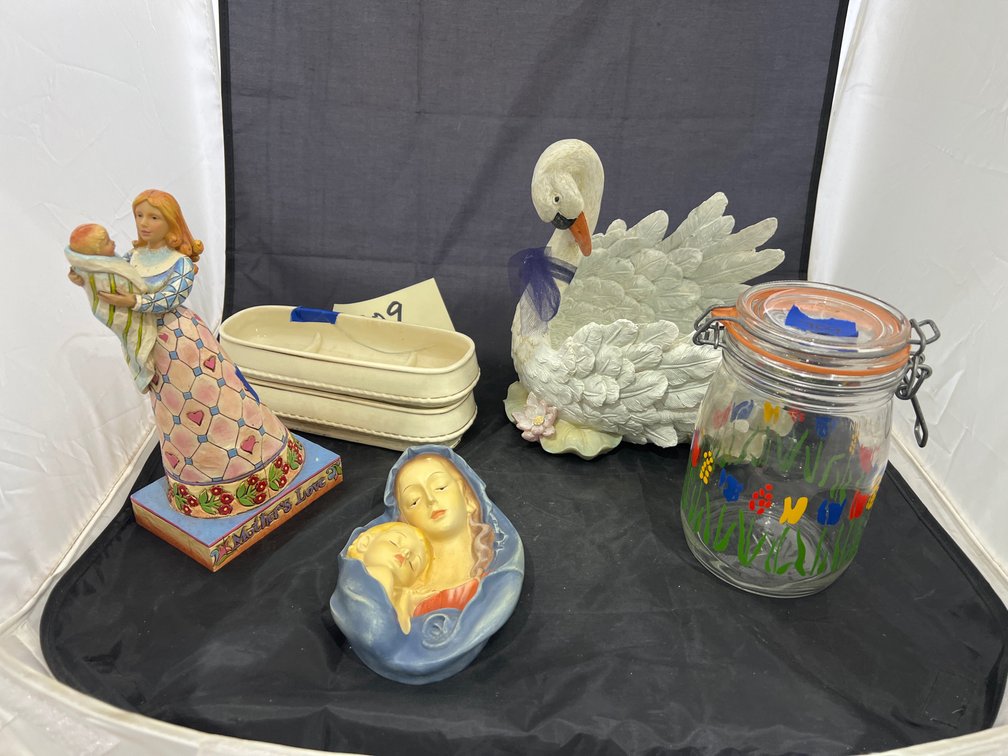 Swan Decor - Glass Canister - Figurine & More