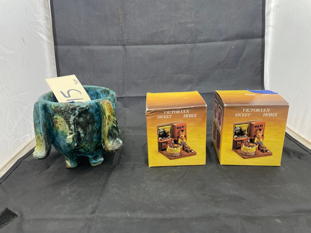 Pottery Vase & 2 Victorian Home Figurines