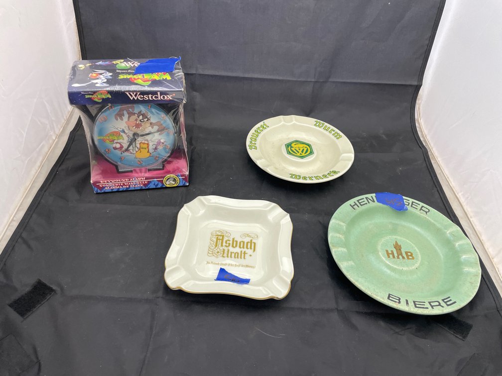 Westclox Space Jam Alarm Clock - Ash Trays