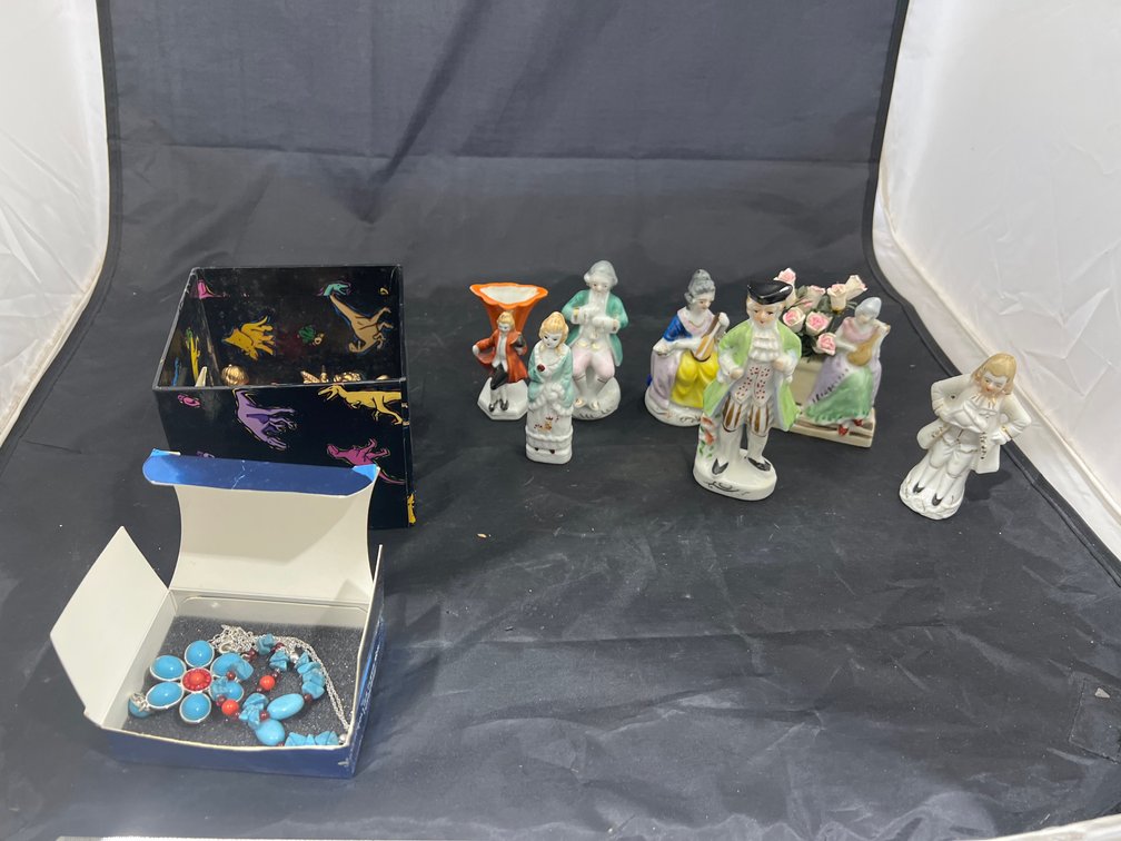 Marbles - Avon Necklace & More in Gift Box