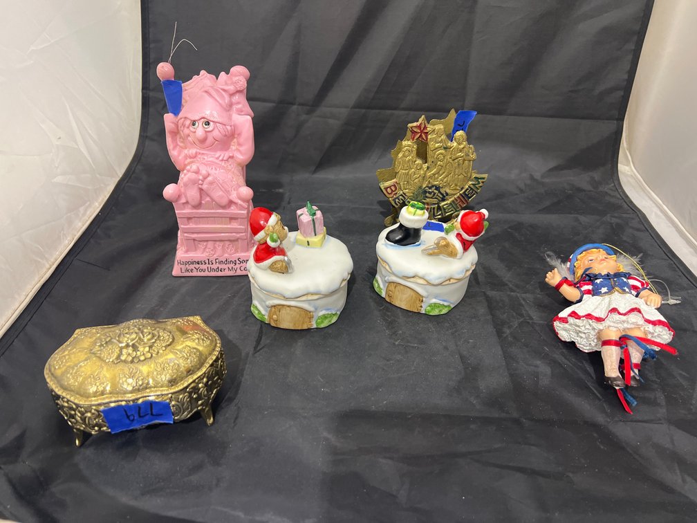6 Pcs - Trinket Boxes - Napkin Holder - Ornament & More