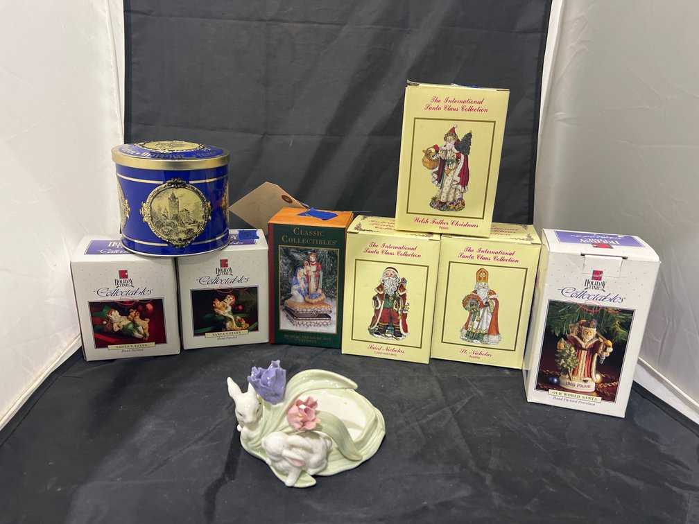 9 Pcs - Int'l Santa Figures - Tin - Easter Decor