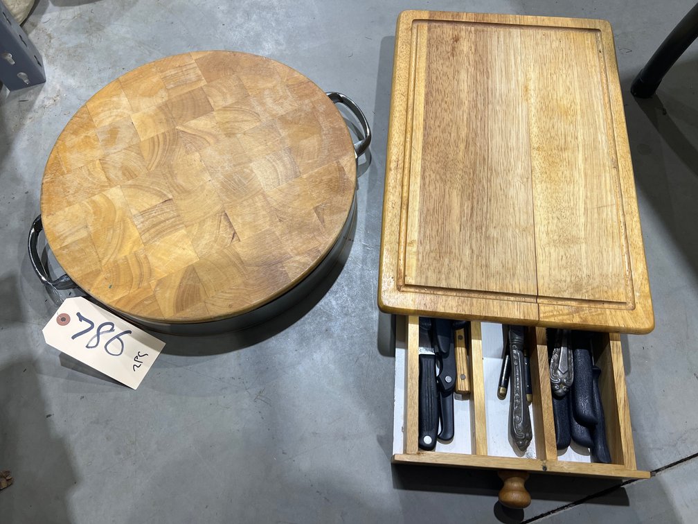 Assorted Cutting Boards & Knives
