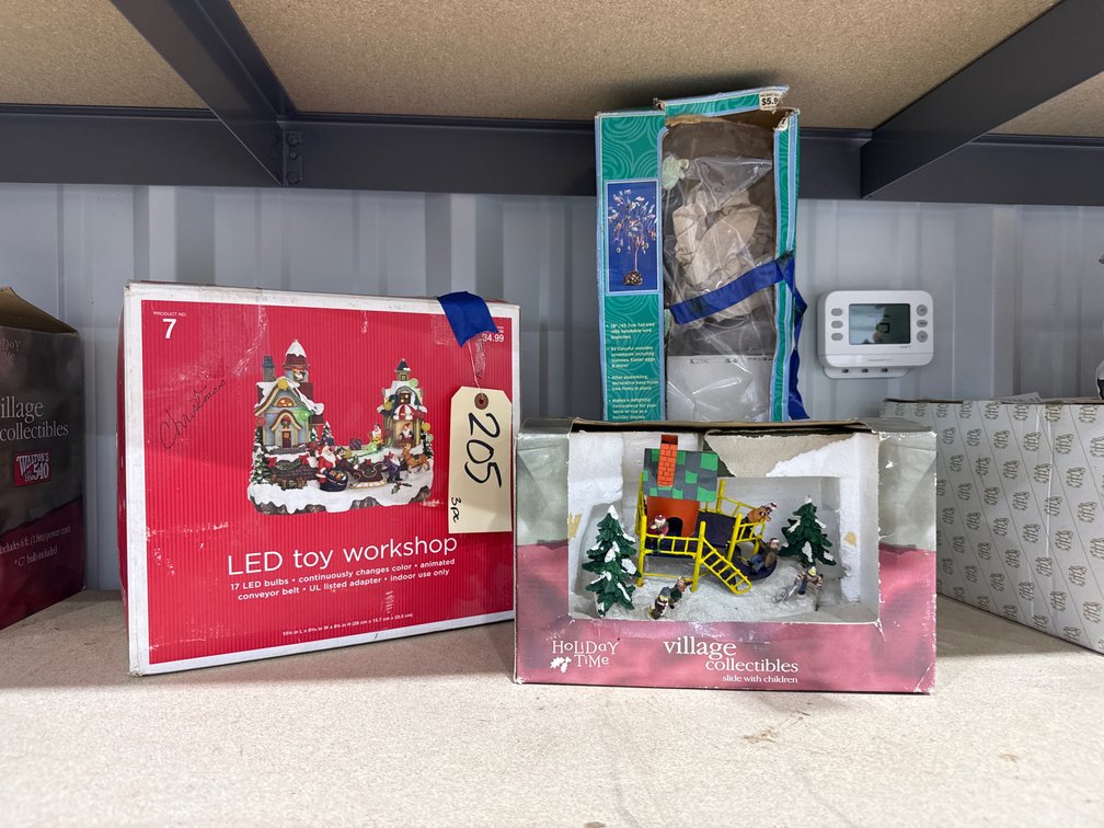 Lighted Christmas Village Bldg & Figurines - Easter Tree