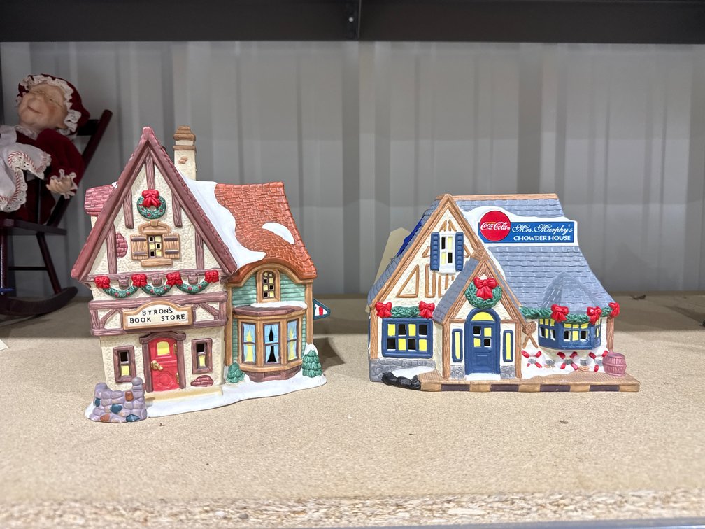 2 Pcs - Porcelain Christmas Village Pcs