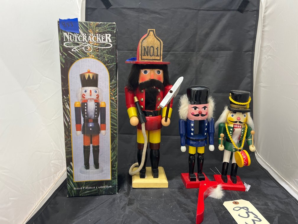4 Pcs- Nutcrackers