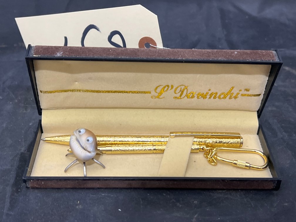 L. DaVinci Pens & Seashell