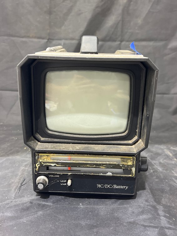 AC/DC Battery Powered TV