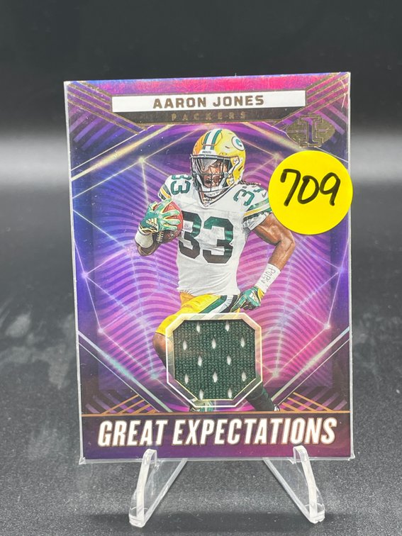 2023 PANINI ILLUSIONS GREAT EXPECTATIONS RELICS JERSEY PATCH GEAJO AARON JONES NM-MNT