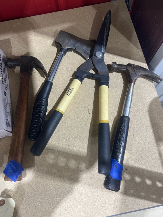 4 Pcs - Hammers - Hatchet & Shears