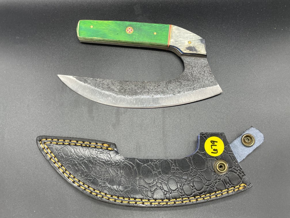 Fixed Blade Knife w/Leather Sheath