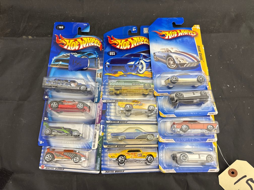 12 Pcs - Hot Wheels Cars NIP