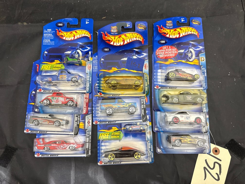 11 Pcs - Hot Wheels Cars NIP
