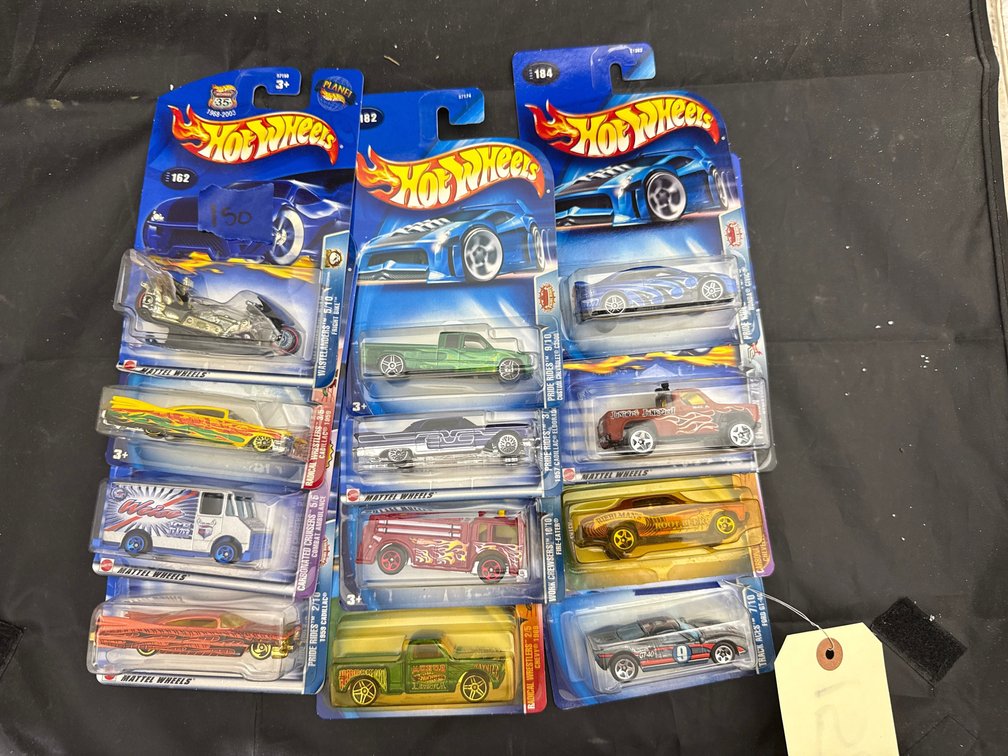 12 Pcs - Hot Wheels Cars NIP