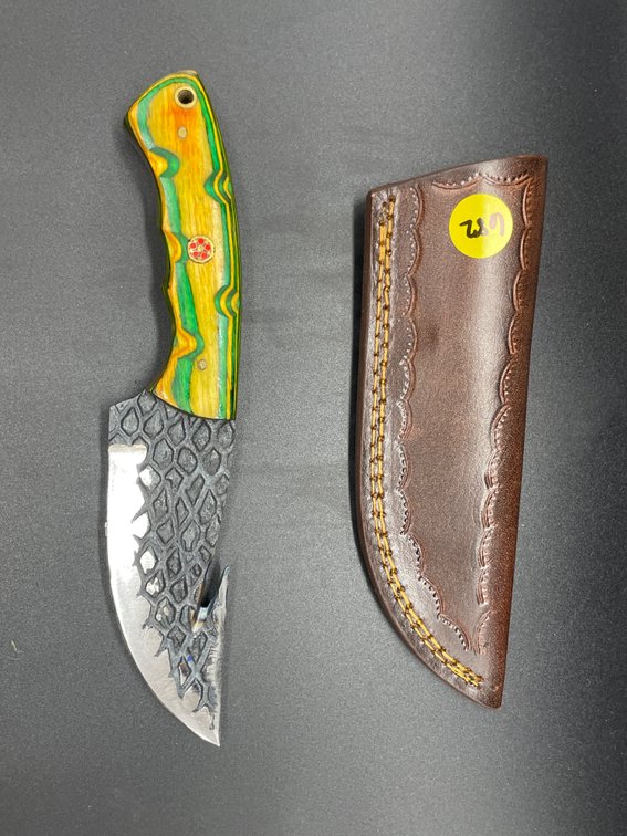 Fixed Blade Knife w/Leather Sheath
