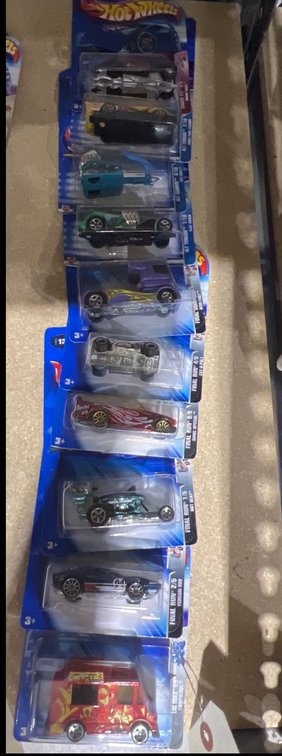 10 Pcs - Hot Wheels Cars NIP