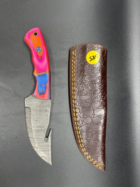 Fixed Blade Damascus Steel Knife w/Leather Sheath