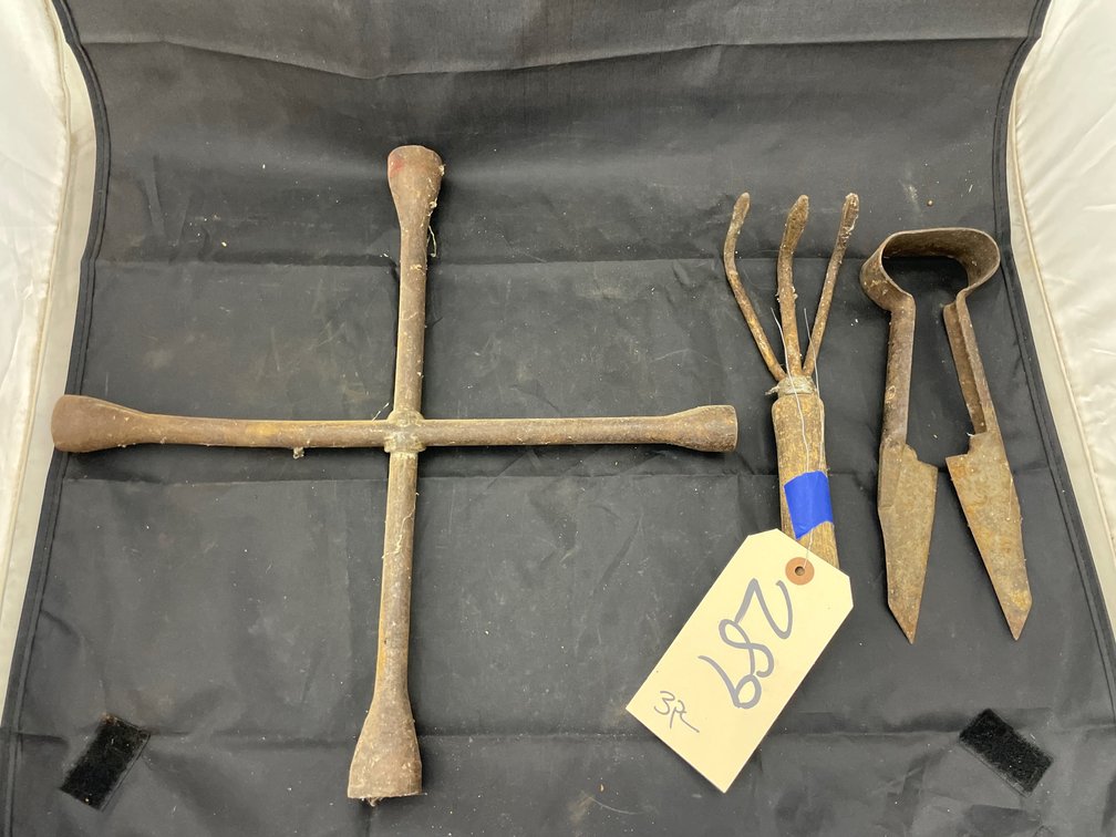 3 Pcs - Vintage Tools