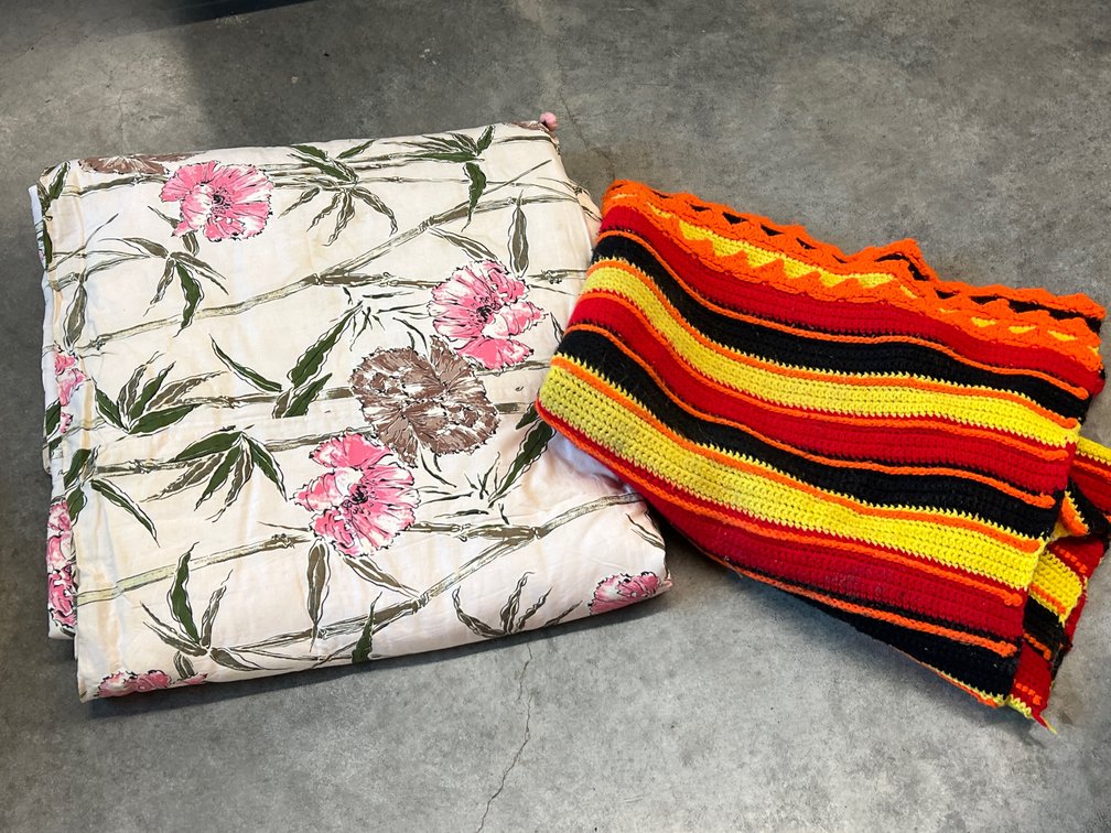 2 Pcs - Afghan & Blanket